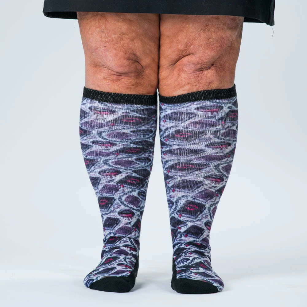 Dark Secrets EasyStretch™ Socks - Image 3