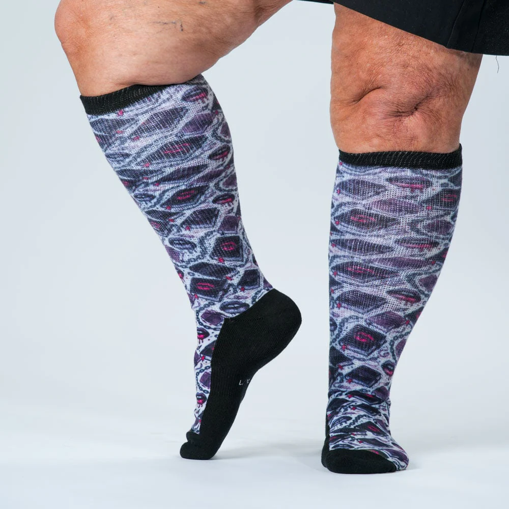Dark Secrets EasyStretch™ Socks - Image 4